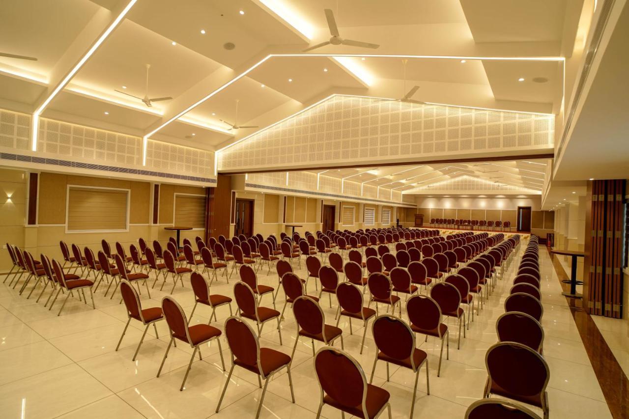 Hotel Heritage Plaza Коттаям Екстер'єр фото