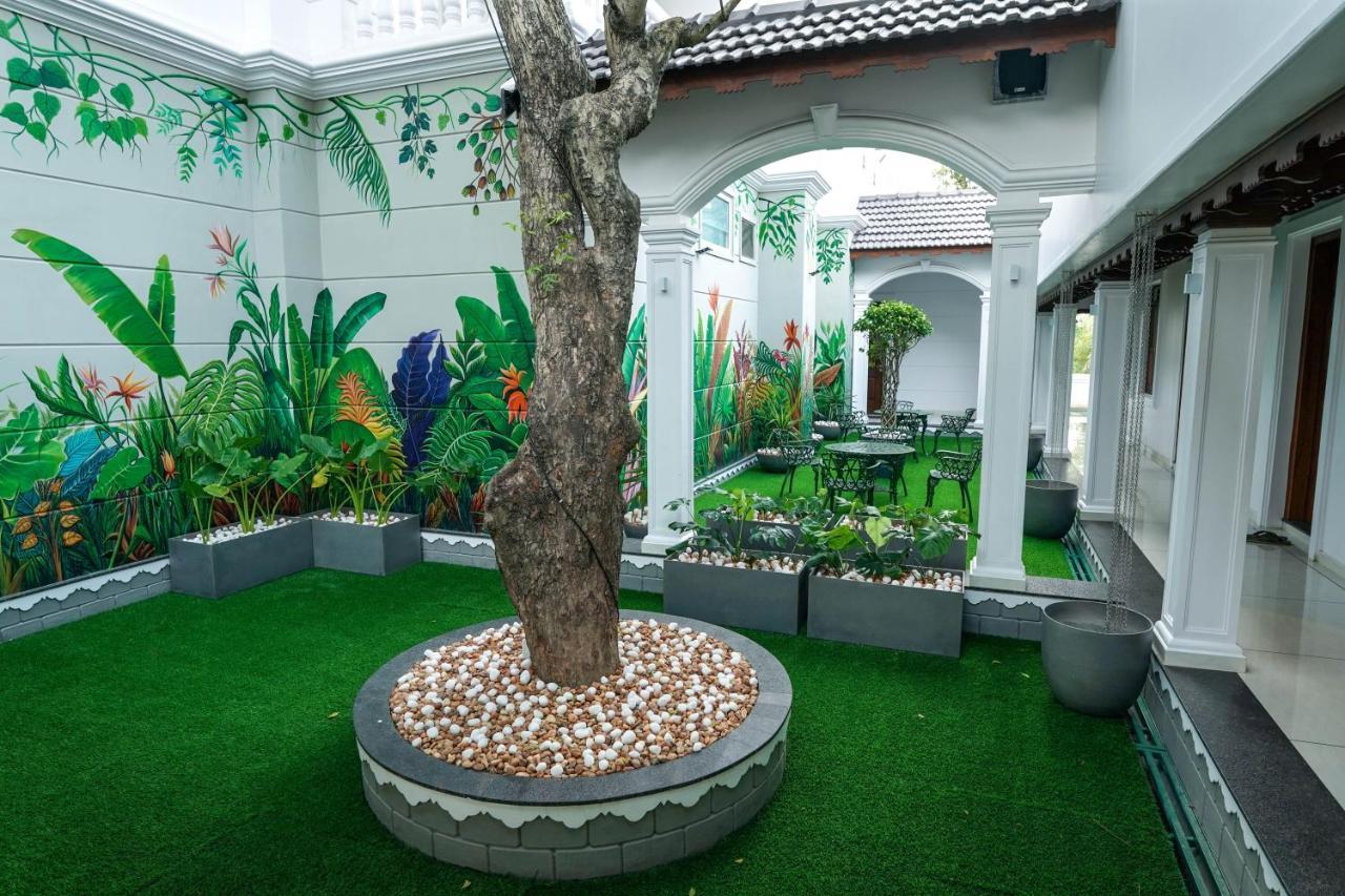 Hotel Heritage Plaza Коттаям Екстер'єр фото