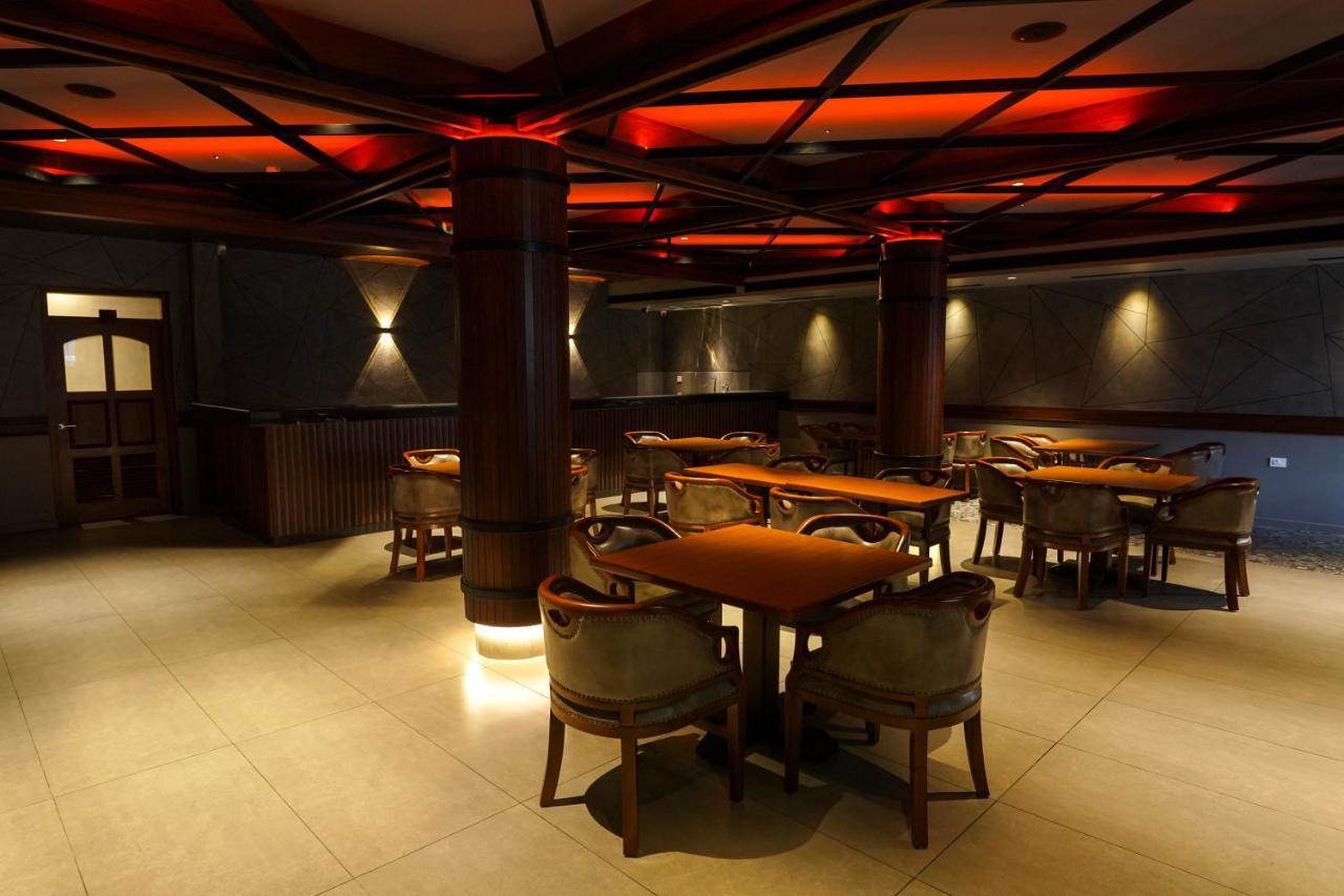 Hotel Heritage Plaza Коттаям Екстер'єр фото